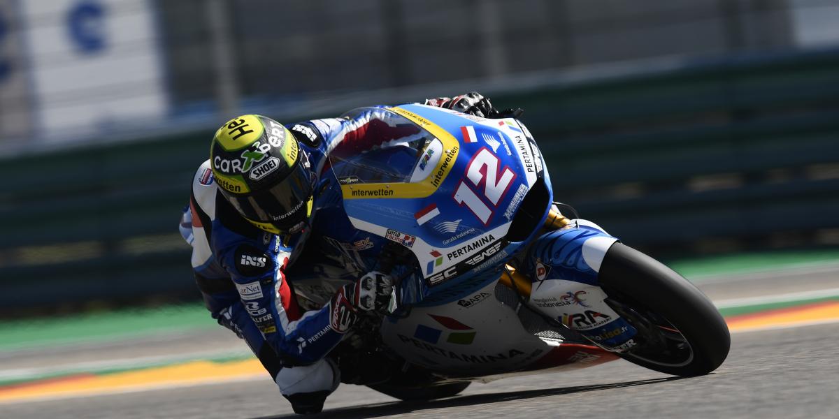 Luthi lidera la jornada pasada por agua