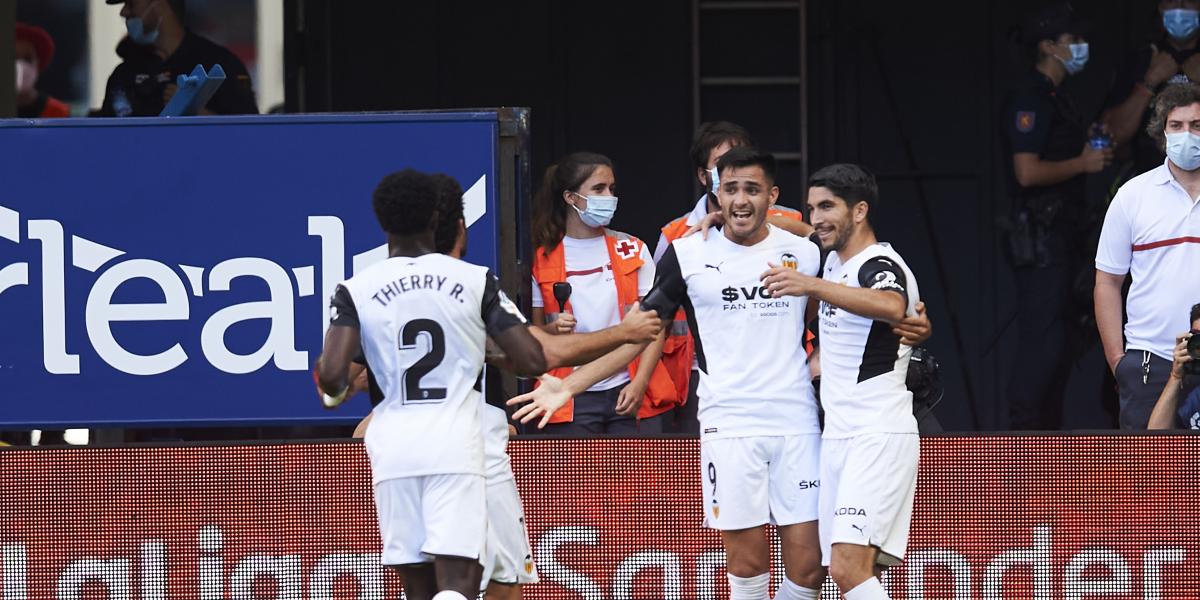 El guante de Soler y el colmillo de Guedes liquidan a Osasuna (1-4)