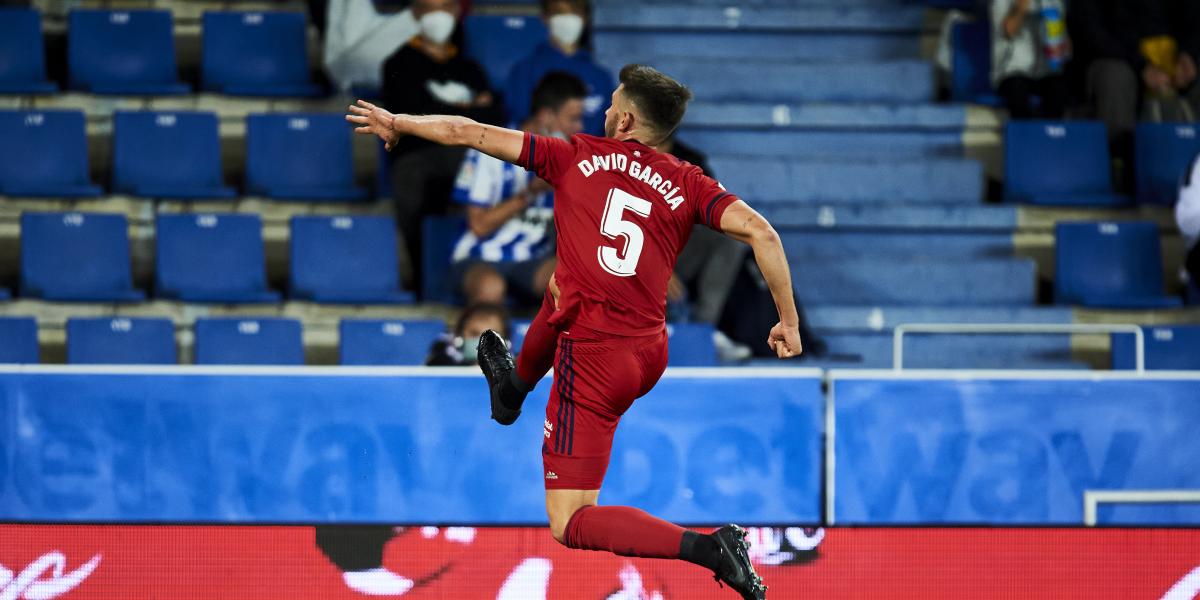 Osasuna hunde a un Alavés deshecho