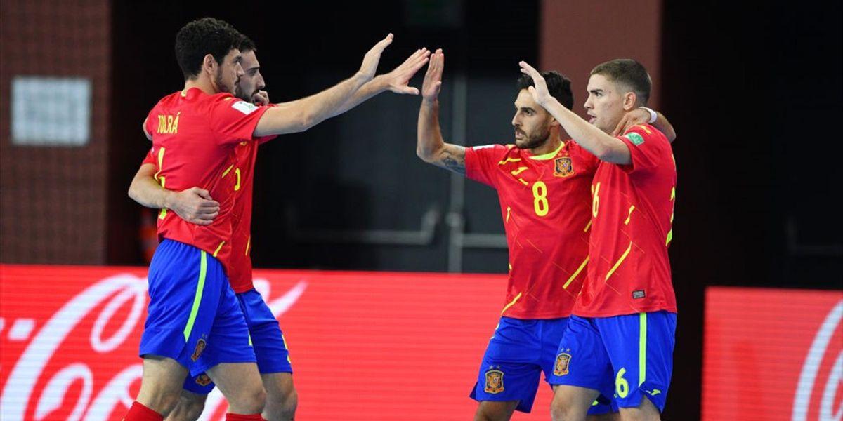 España vence a Angola (4-1) y se medirá en los octavos a la República Checa