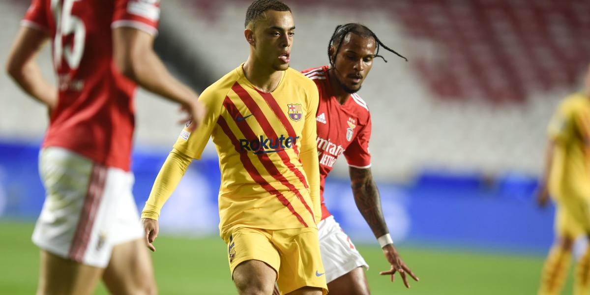 Ningún zurdo entre los 16 del Barça que jugaron en Da Luz