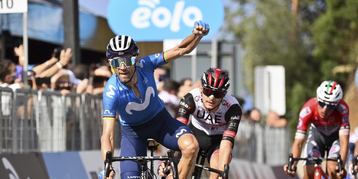 Valverde, ante Roglic y Alaphilippe en Il Lombardía