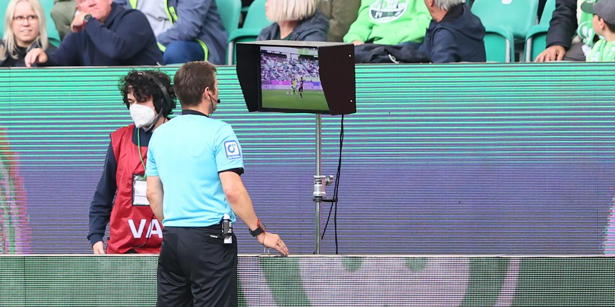 El anuncio de Wenger que revolucionará el fuera de juego