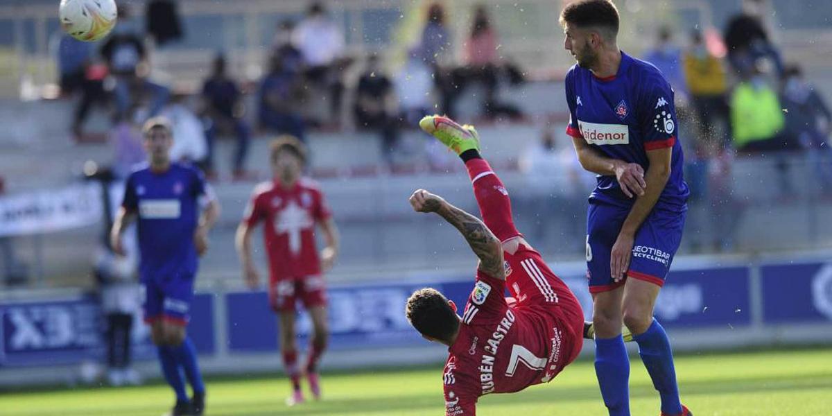 2-3. Rubén Castro lidera la remontada del Cartagena en Lezama