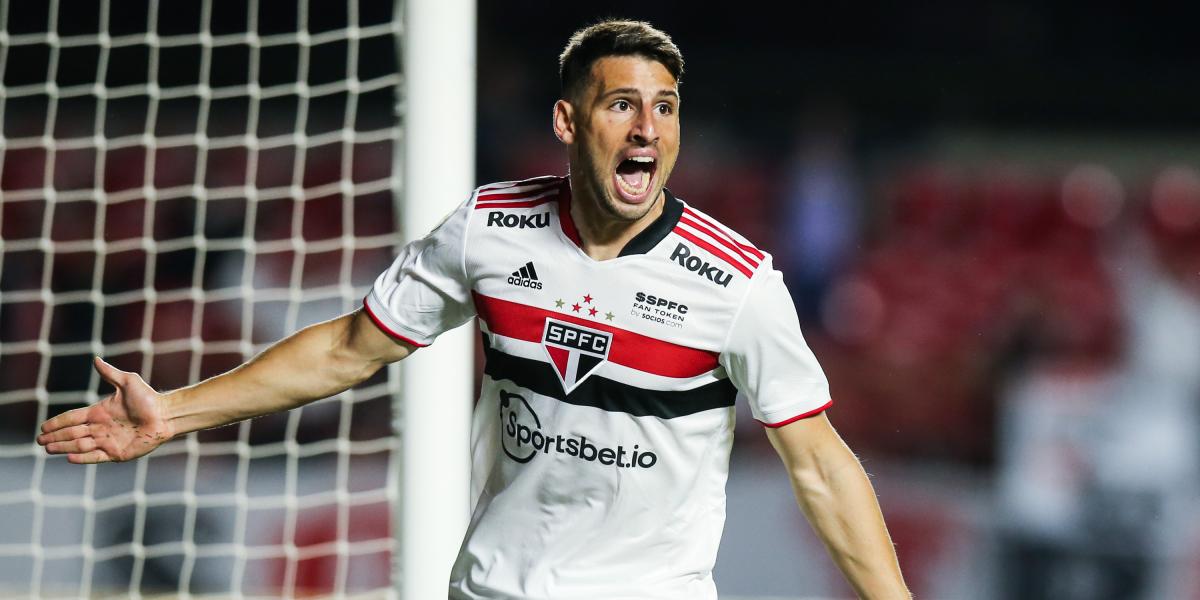 Calleri da el triunfo a Sao Paulo en el clásico paulista