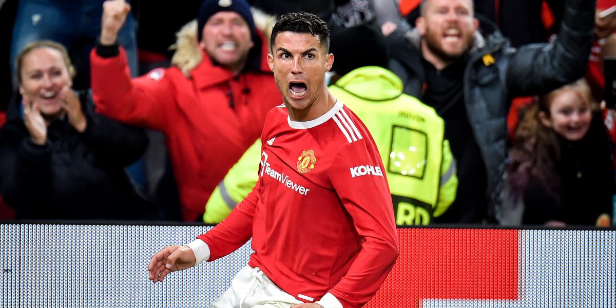 3-2: El United remonta un 0-2 al Atalanta con golazo de Cristiano