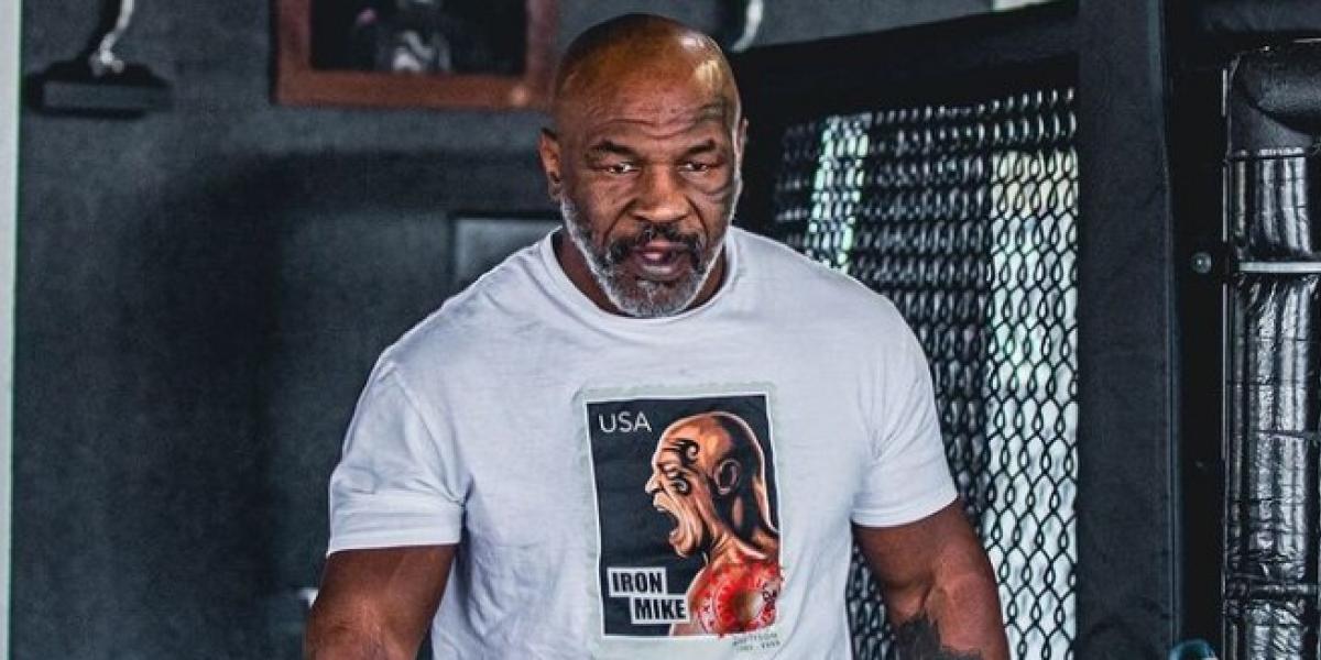 Mike Tyson tiene previsto volver a boxear en febrero de 2022