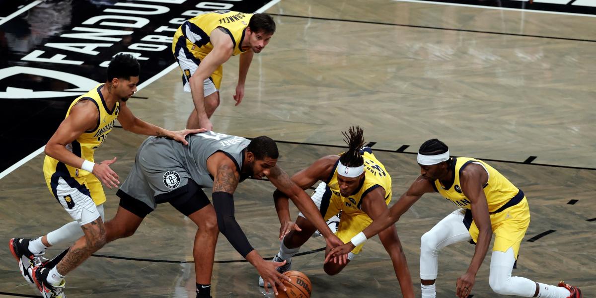 Los Nets vuelven a ganar en la noche histórica de Aldridge
