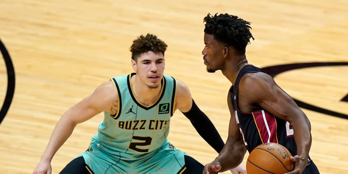 Butler y Adebayo se alían para cargarse a unos Hornets sin gasolina