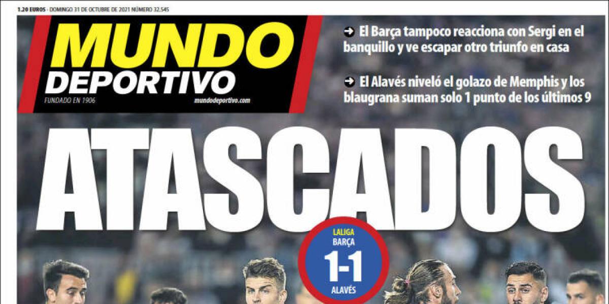 El pinchazo del Barça y la victoria del Madrid, en las portadas deportivas