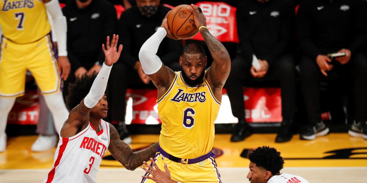 El big-three impulsa a los Lakers