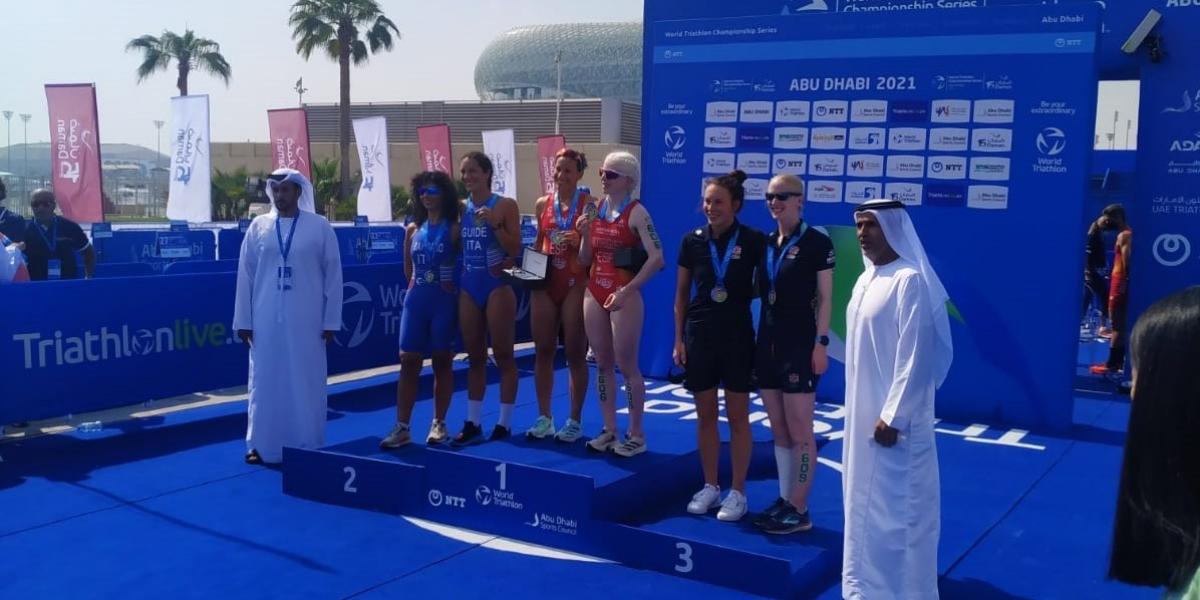 Ocho medallas para la Paratriarmada española en el Mundial de Abu Dabi