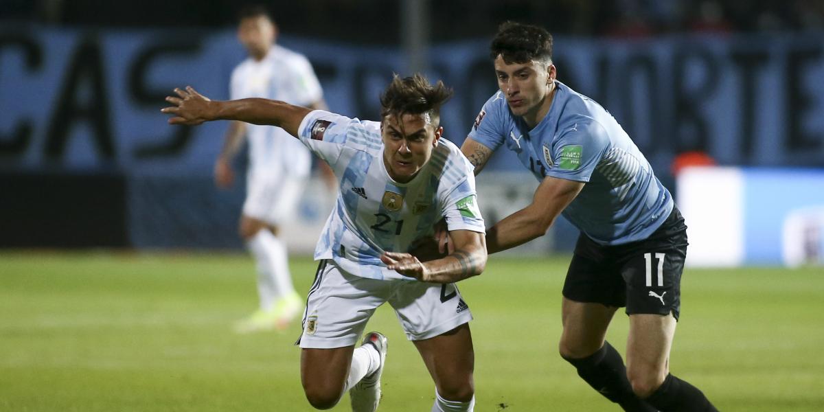 Dybala vuelve lesionado de la selección argentina