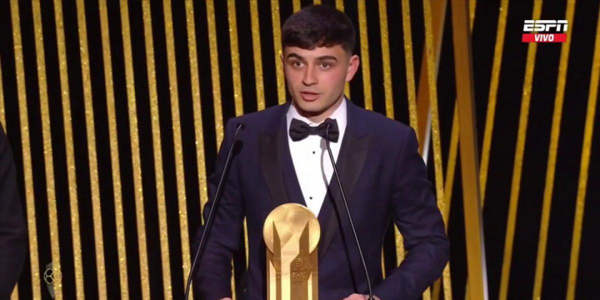 Pedri, ganador del Trofeo Kopa 2021