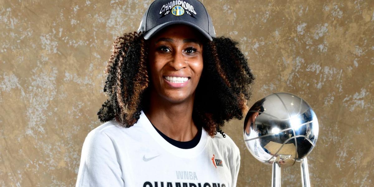 Astou Ndour se toma un descanso y no jugará la WNBA