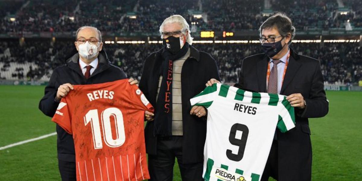 Emotivo homenaje a Reyes de Córdoba y Sevilla