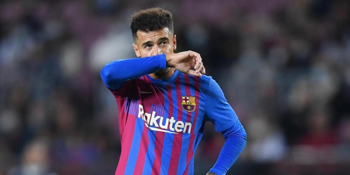 OK médico del Aston Villa a Coutinho a la espera del permiso laboral