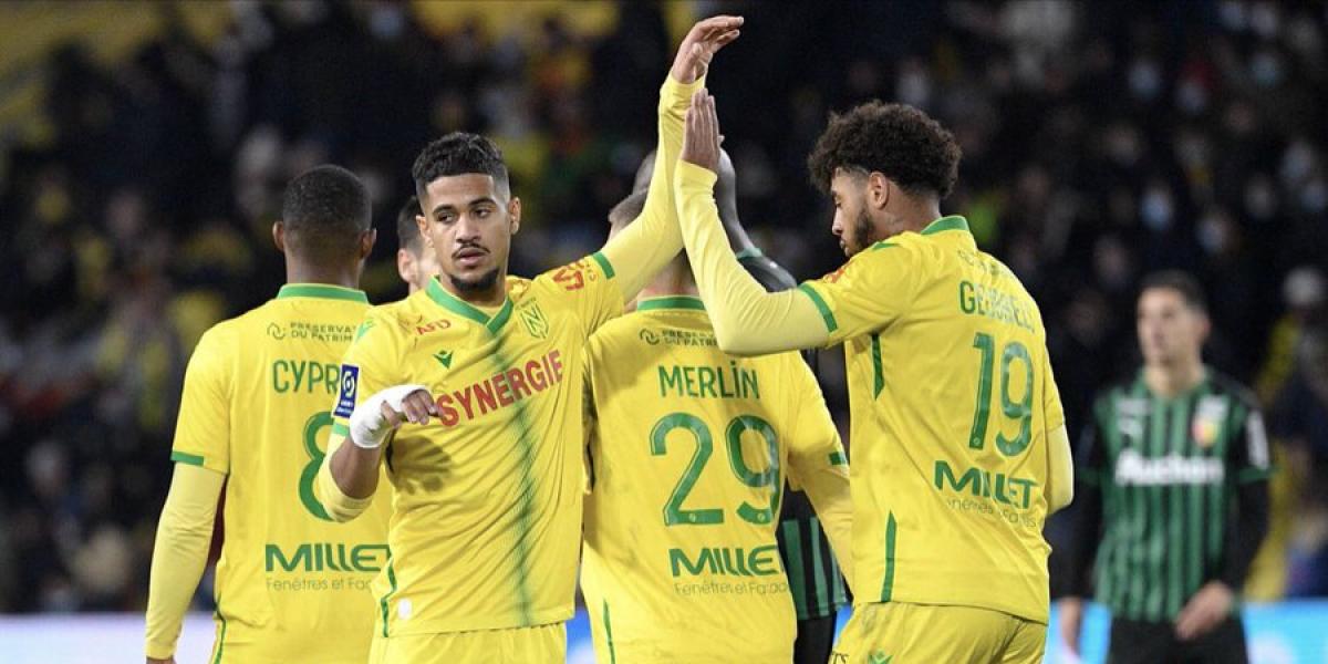 El Nantes arrambla con un PSG ineficaz