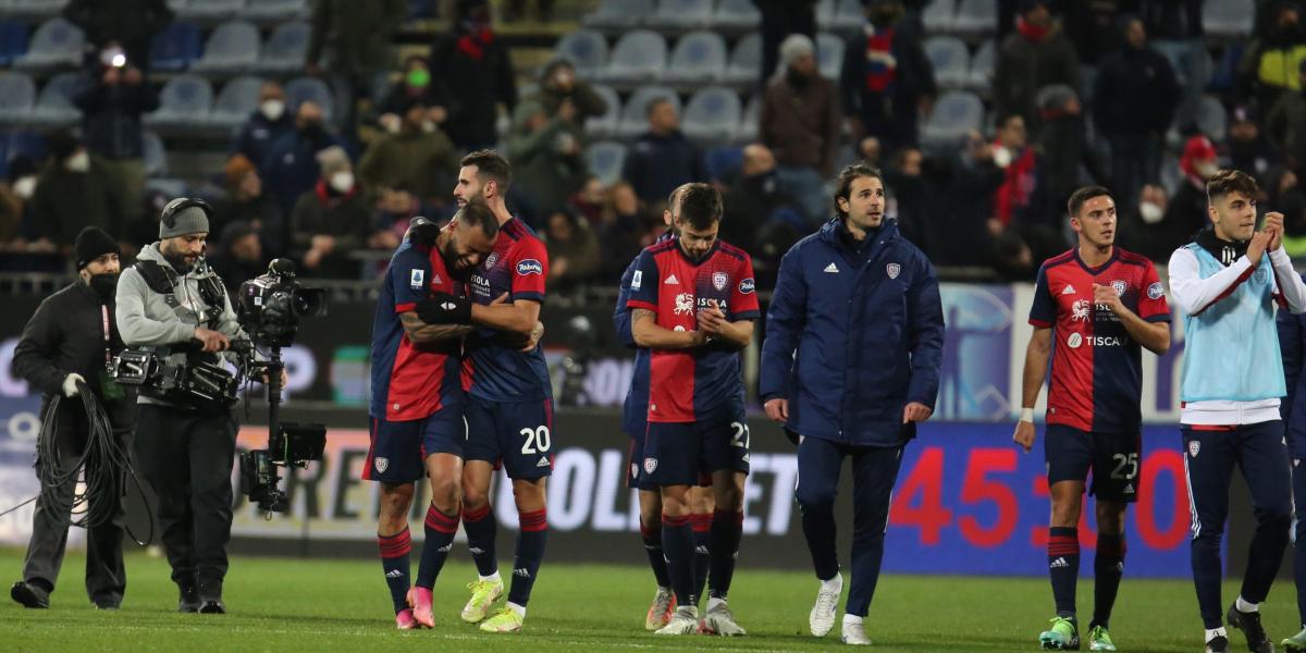 Gastón Pereiro da vida al Cagliari con un gol y una asistencia