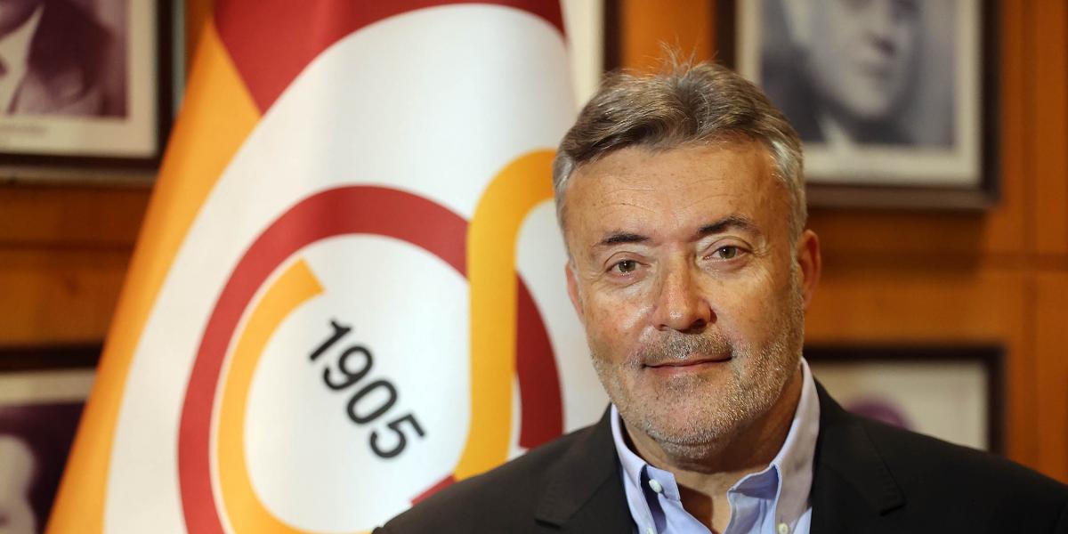 Oficial: Domènec Torrent firma por el Galatasaray