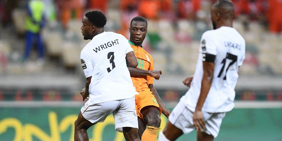 Kamara aplaza la clasificación de Costa de Marfil