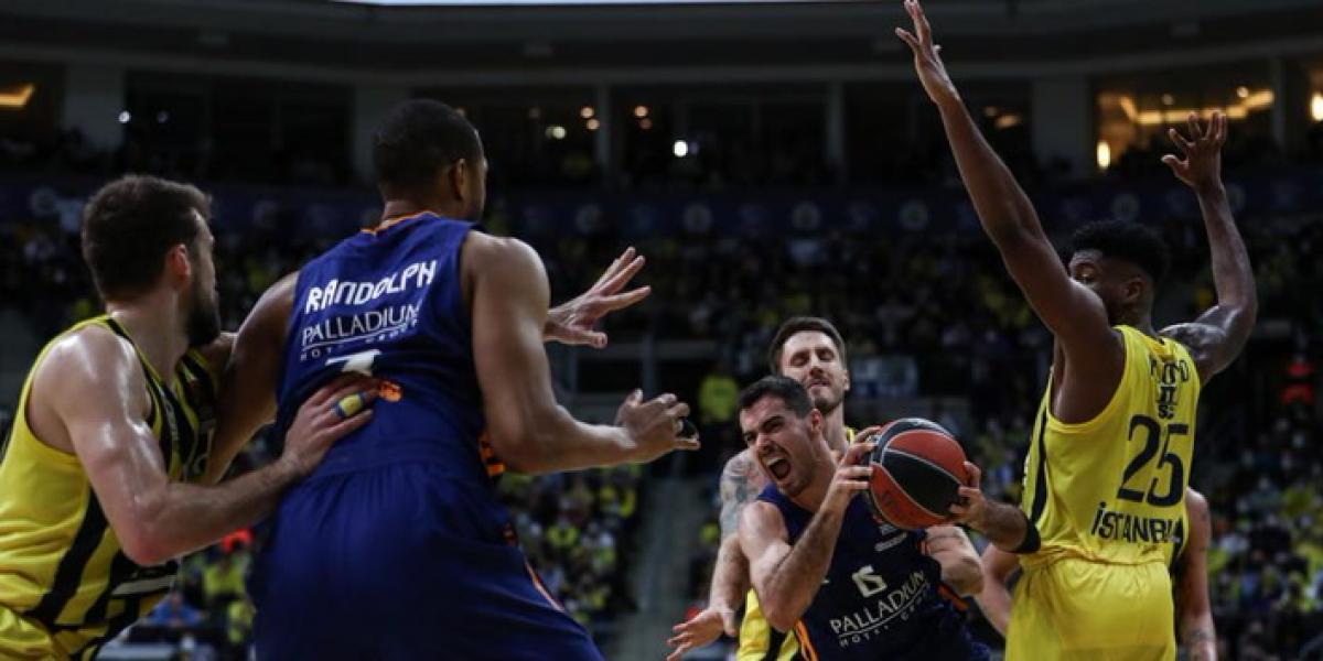 66-51: El Madrid colapsa en Estambul