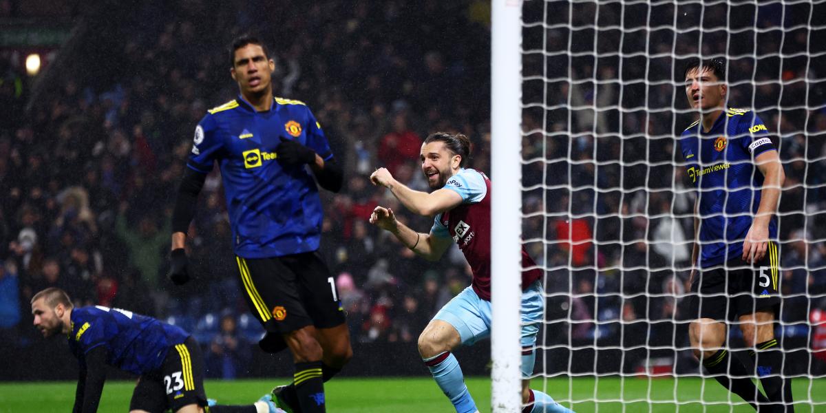 ¡Menudo duelo! El United se baja de la Champions en casa del colista