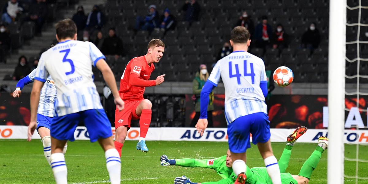 Dani Olmo marca en el triunfo del Leipzig