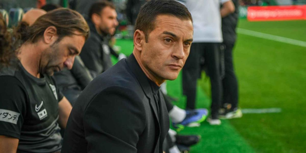 Francisco revitaliza y lidera al Elche en los primeros 100 días como entrenador