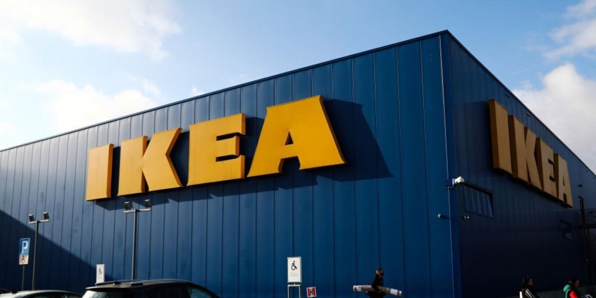 Este escritorio de Ikea es ideal para trabajar y está de oferta hasta final de mes