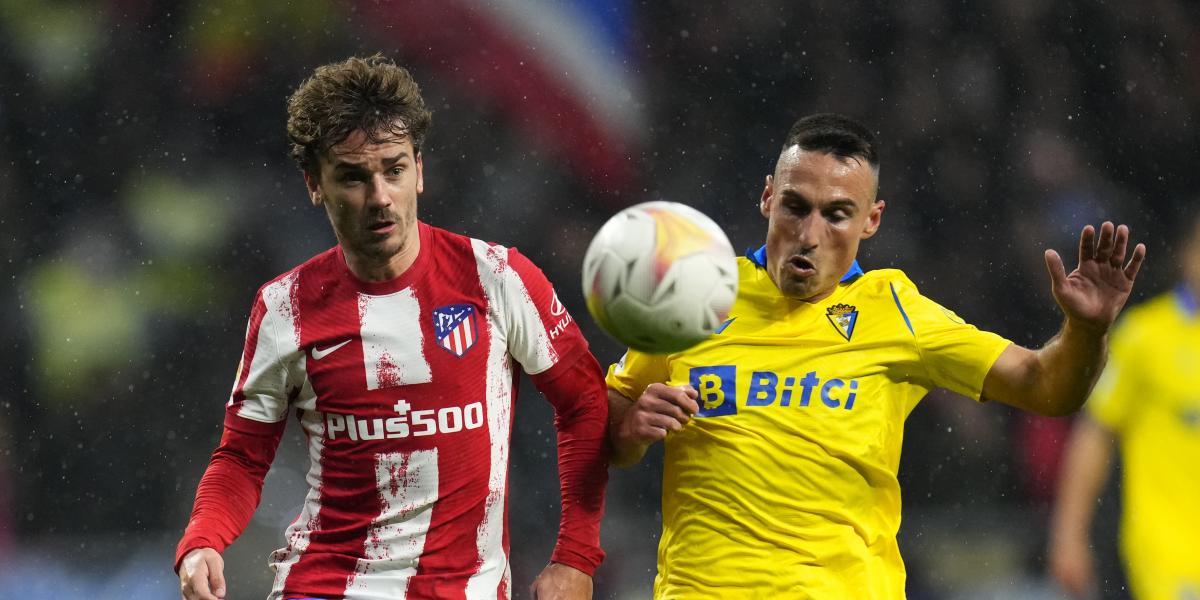 La FIFA aprueba el nuevo reglamento de cesiones
