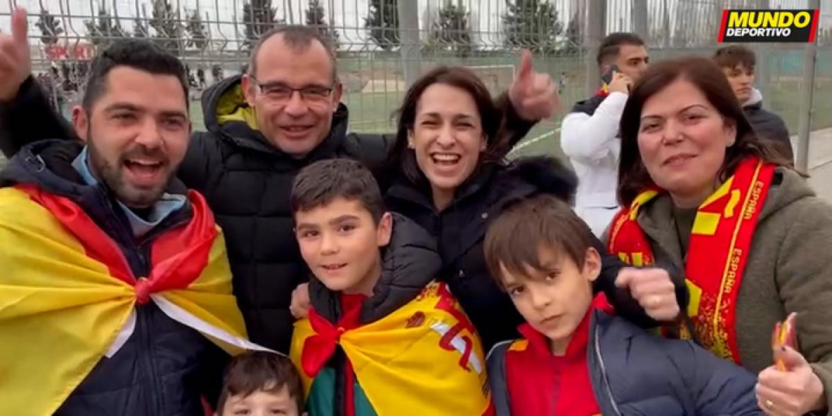 La afición valora la vuelta de la selección a Catalunya antes del duelo con Albania