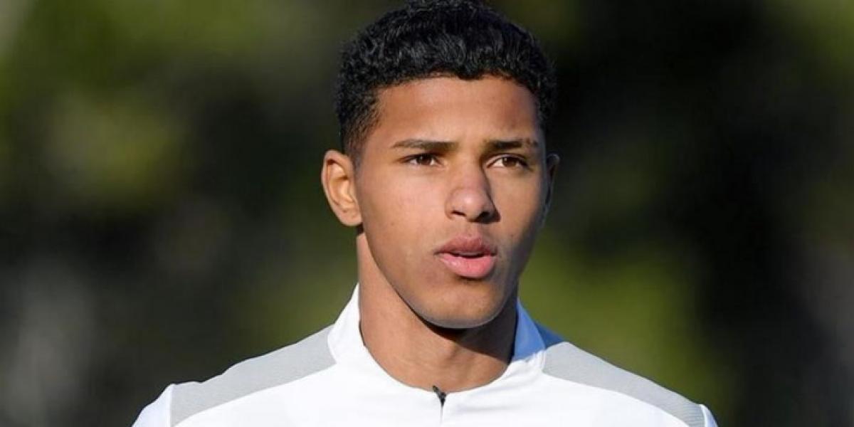 Oficial: Vinicius Tobias, nuevo jugador del Real Madrid