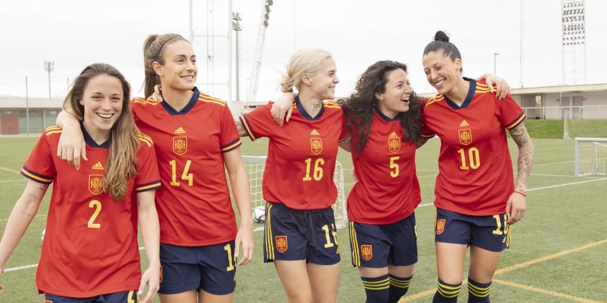 Así es la nueva equipación de la selección femenina para la Eurocopa 2022