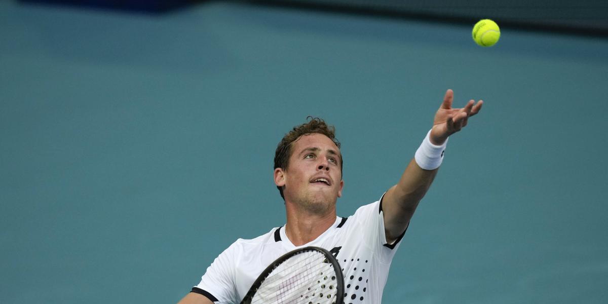 Carballés se despide en los cuartos de final tras caer ante el belga Goffin