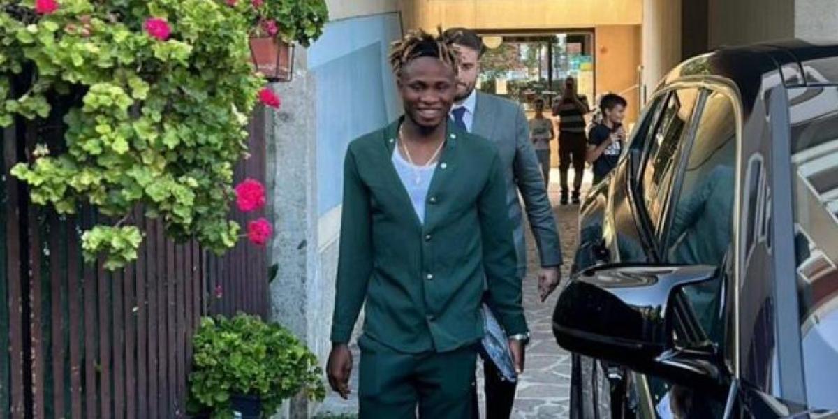 Chukwueze ya está en Milán para cerrar su fichaje