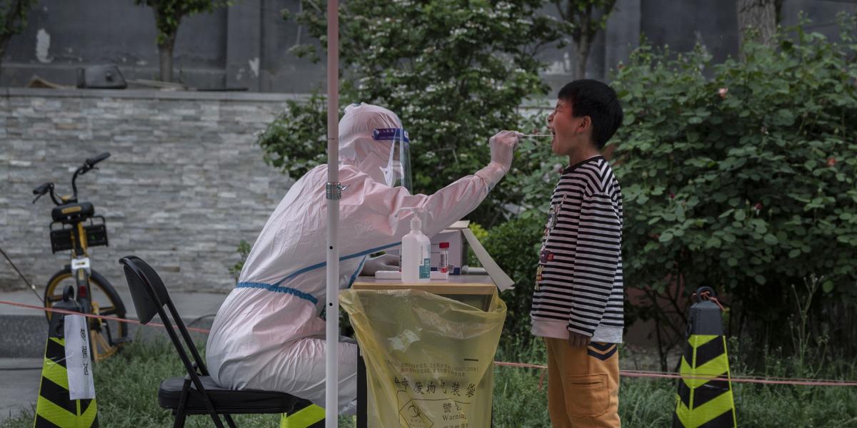 Estas son las drásticas medidas adoptadas en China para frenar los contagios de covid