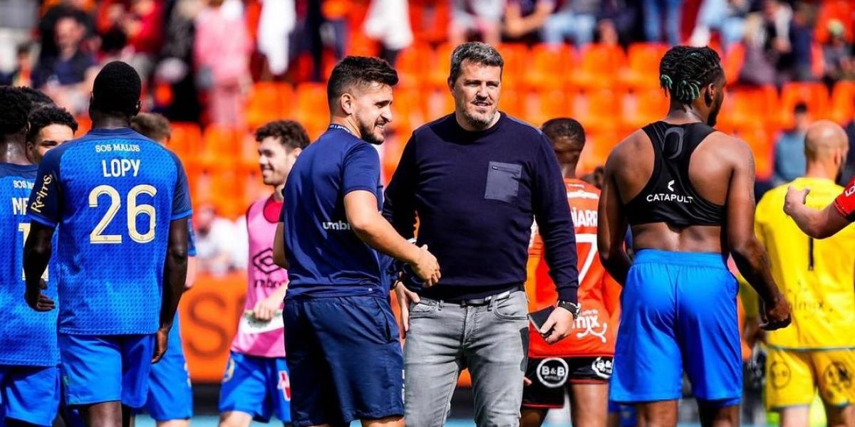 El Stade de Reims se carga a Òscar García