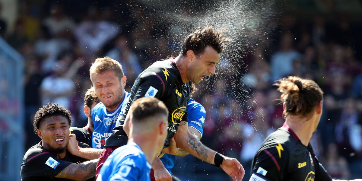 La Salernitana empata y el Venezia, a Serie B