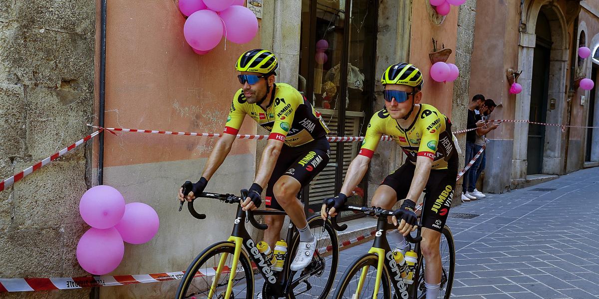 Mala jornada de abandonos en el Giro de Italia, entre ellos el de Tom Dumoulin