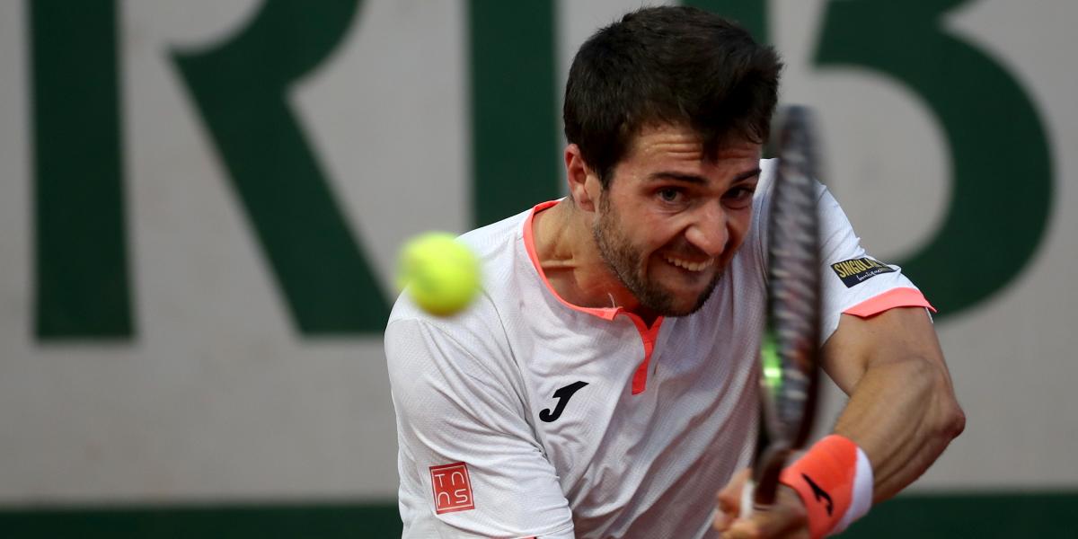 Pedro Martínez a cuartos en Gstaad tras eliminar a Ymer
