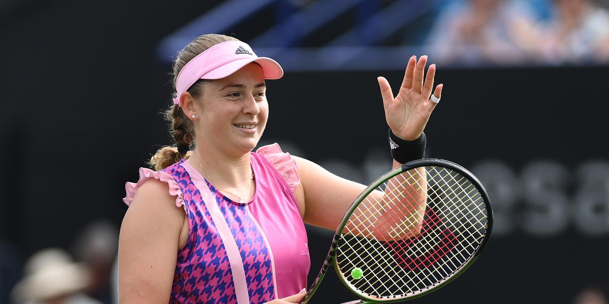 Ostapenko y Kontaveit avanzan con apuros en Abu Dhabi