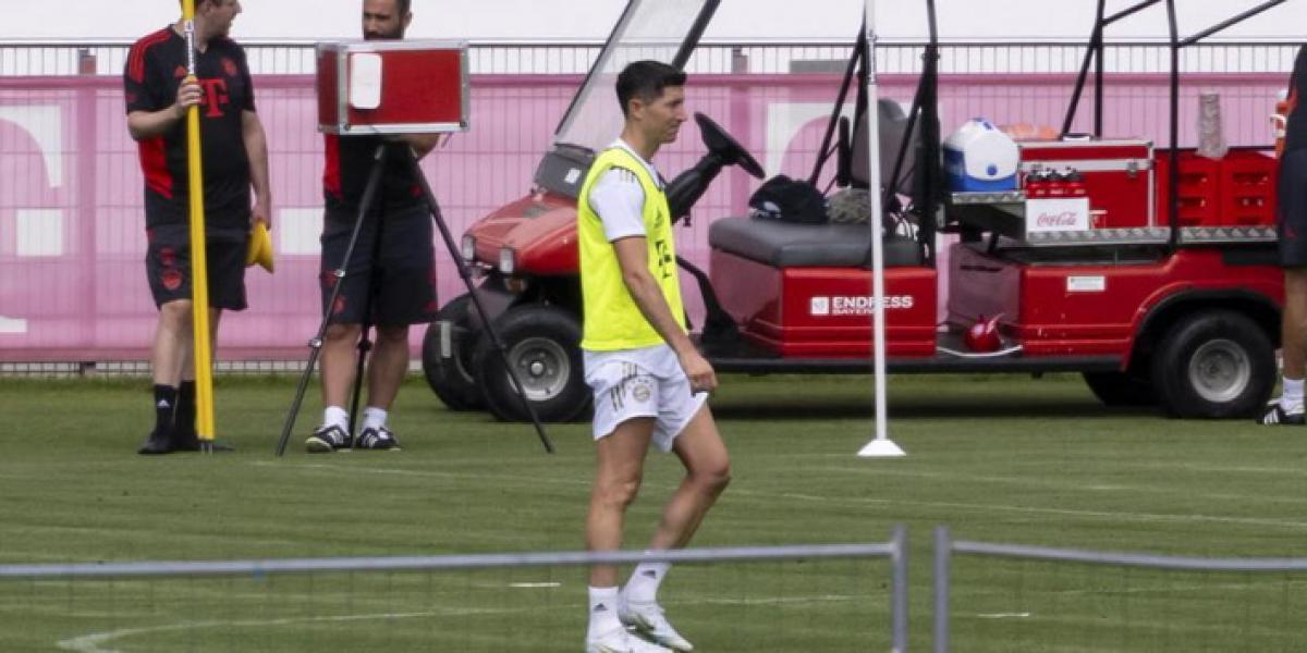 El agente de Lewandowski: Estuvimos todo el viernes al teléfono para cerrar el fichaje