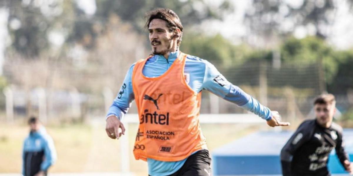 Cavani se entrena con la selección uruguaya a la espera de encontrar equipo