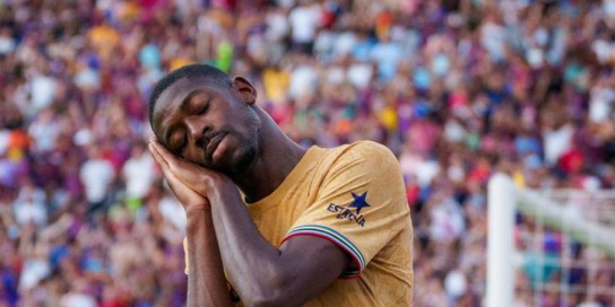 Doblete de Dembélé y lo celebra al estilo Curry