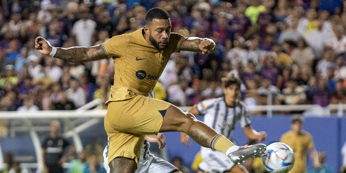 El Tottenham entra en la puja con la Juventus por Memphis
