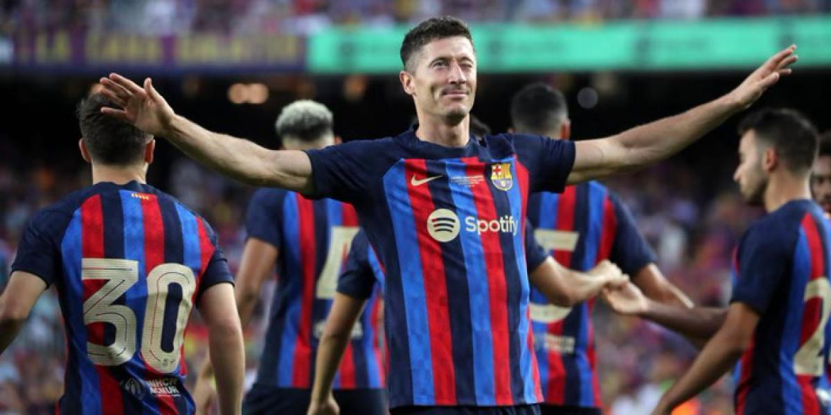 El primer once del Barça, con novedades en defensa