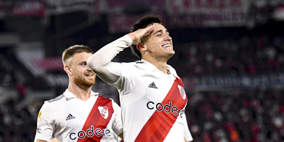 Aquí está El Pibe Solari: doblete y goleada de River