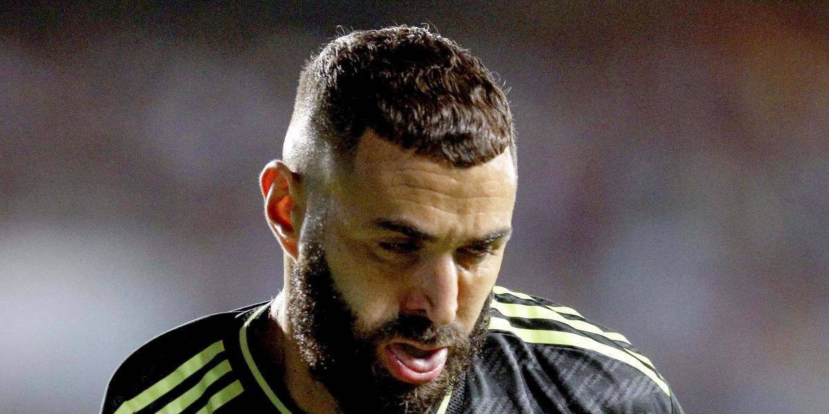 Benzema, Jugador del Año de la UEFA