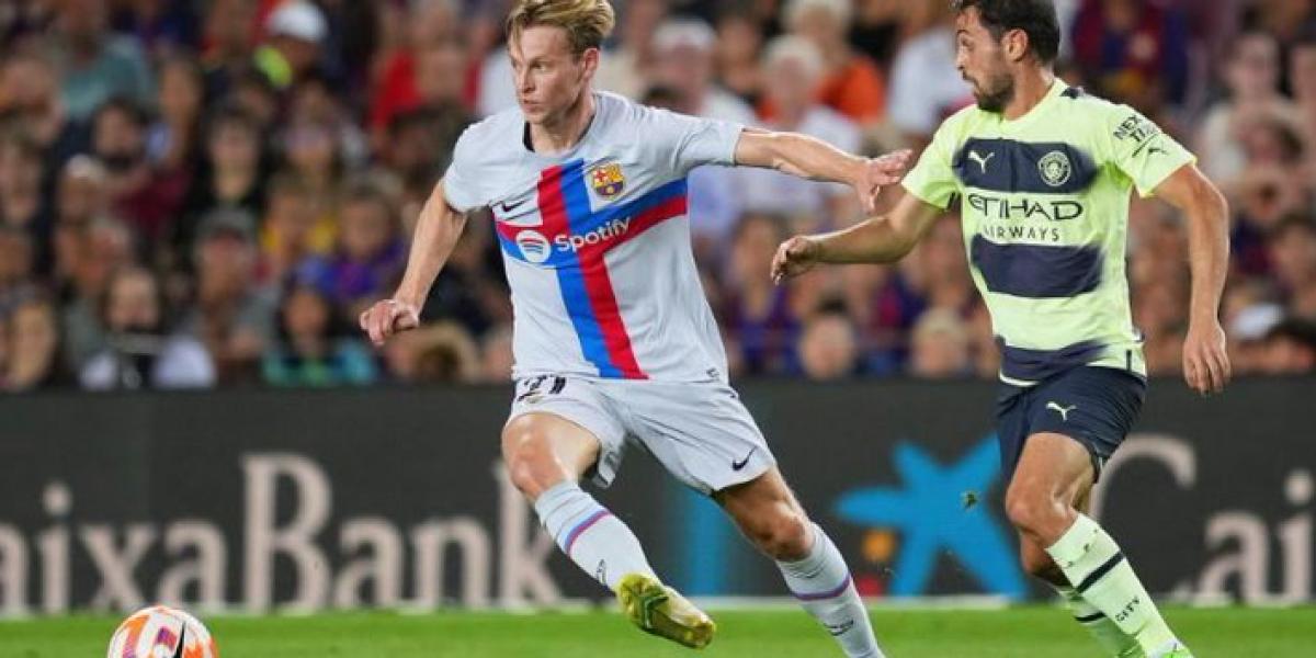 Frenkie de Jong marca y brilla más que Bernardo Silva, aplaudido por el Camp Nou